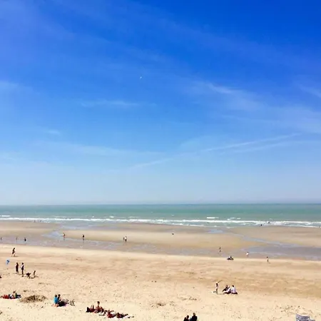Beachside Apartment Close To De Panne 아파트